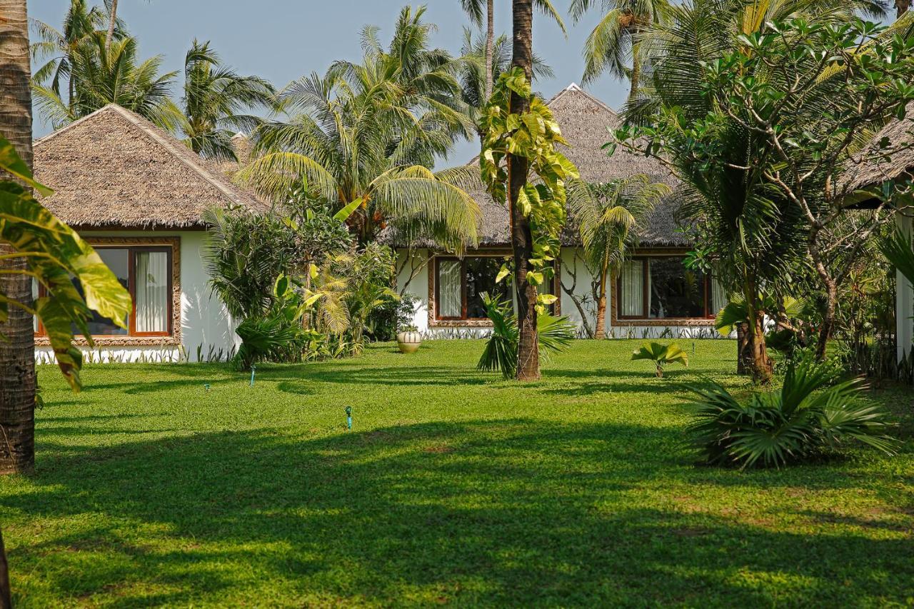 Ngapali Bay Villas & Spa Exterior photo