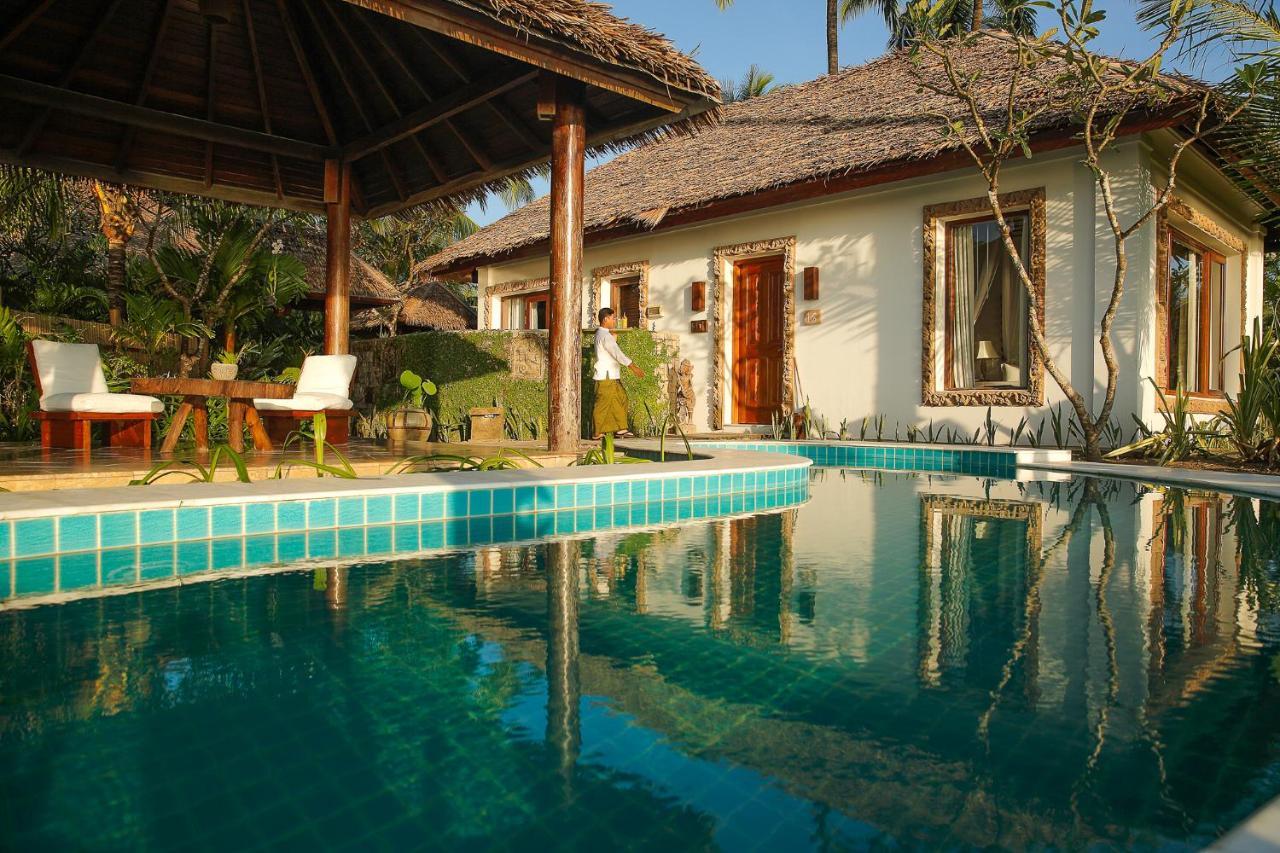 Ngapali Bay Villas & Spa Exterior photo